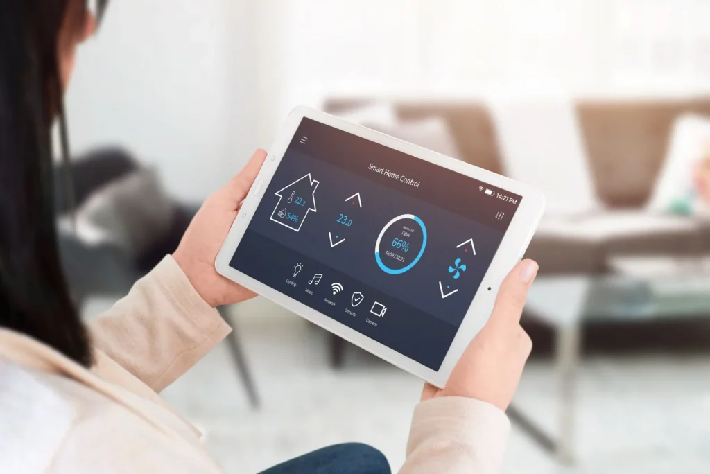 prix-conseils-systeme-domotique-scaled-1-1webp - AUTOMANSIONS